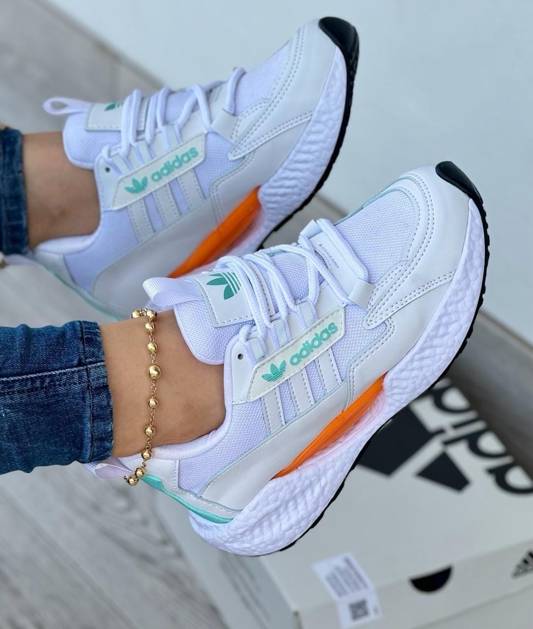 Adidas Stom Dama