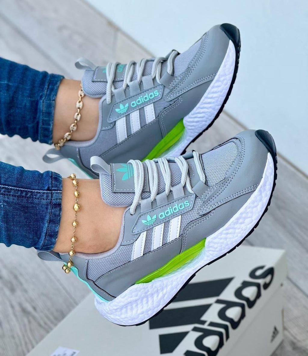 Adidas Stom Dama