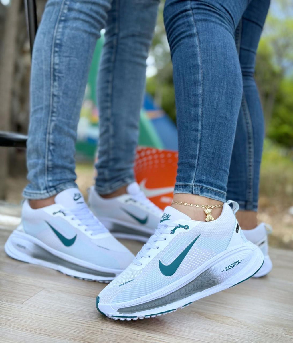 Tenis Nike