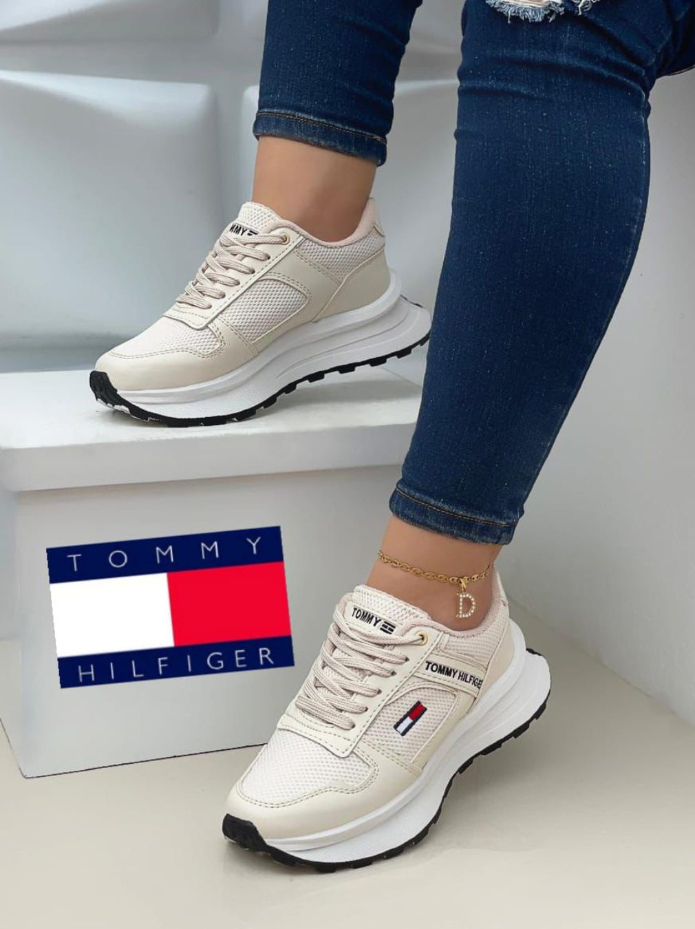 Tommy Hilfiger