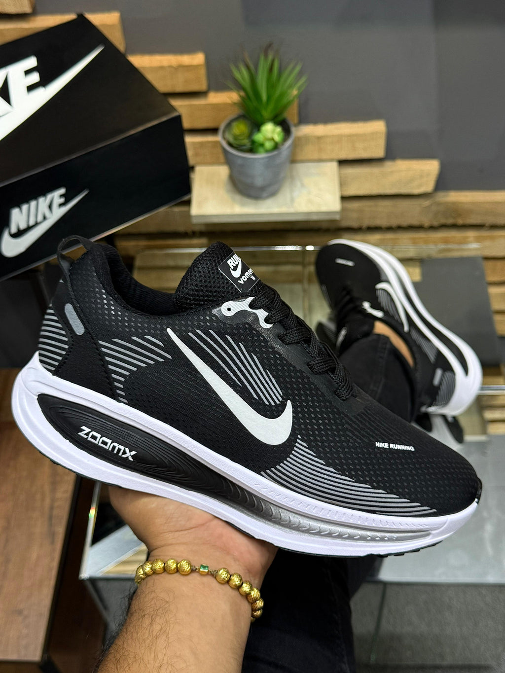 Zoom Unisex Caja